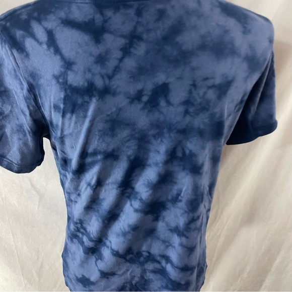Old Navy Blue Tie Dye Everywear tee - Picture 7 of 12